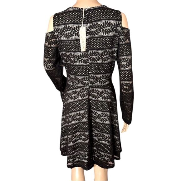 Mystree Black & Nude Fit and Flare Cold Shoulder Dress NWT - Picture 2 of 6